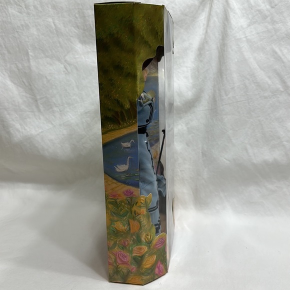 Barbie - Picture 4 of 6